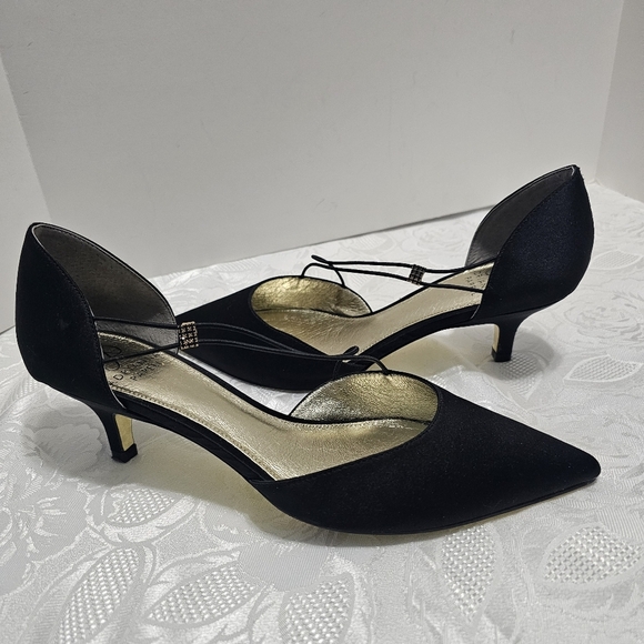 Adrianna Papell Women's Lacy Pumps Black Evening Pointed Toe Shoes Sz 8.5M - Picture 2 of 7